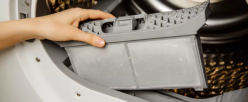 Signs Of A Clogged Dryer Lint Trap in Clovis, California